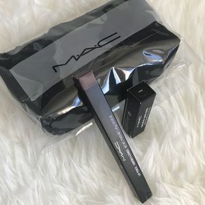MAC Cyber Lipstick & Cyber World Lip Liner Set